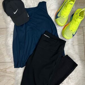 Victoria Sport Women's Black Leggings